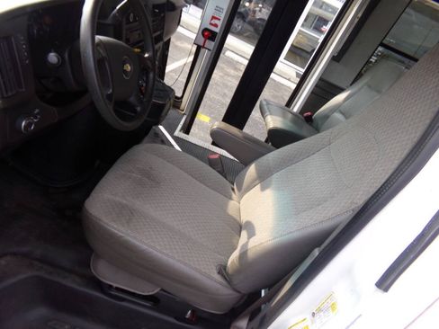 Used 2012 Chevrolet Express 3500 w/ School Bus Package RWD image 16