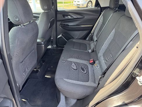 Used 2021 Chevrolet TrailBlazer LT w/ Convenience Package FWD image 18