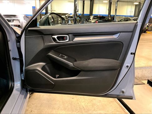 Used 2022 Honda Civic Sport image 12
