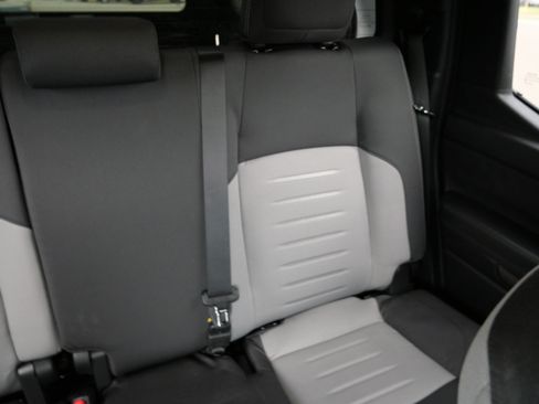 Used 2025 Toyota Tacoma TRD Sport AWD/4WD image 14