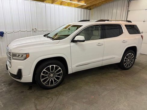 Used 2023 GMC Acadia Denali AWD/4WD image 4