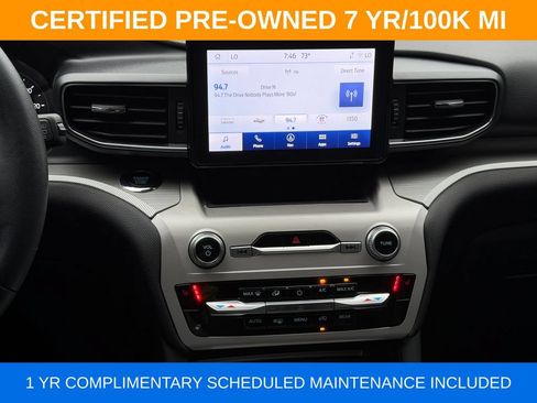 Used 2023 Ford Explorer XLT w/ Equipment Group 202A AWD/4WD image 14