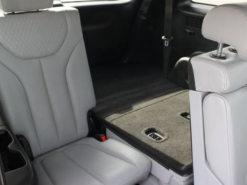 Used 2021 Hyundai Palisade SEL w/ Winter Package image 19