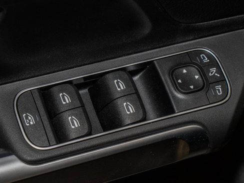 Certified 2022 Mercedes-Benz GLB 250 GLB 250 image 14