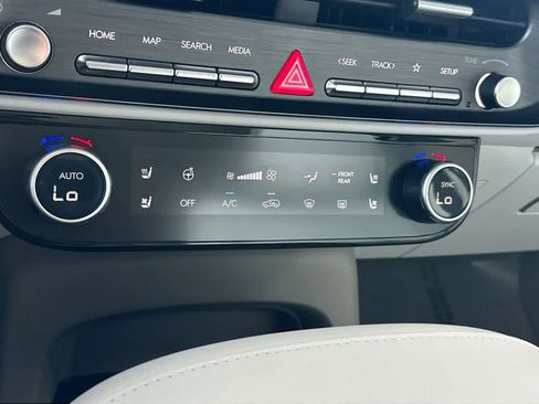 Used 2026 Hyundai Palisade SEL FWD image 20