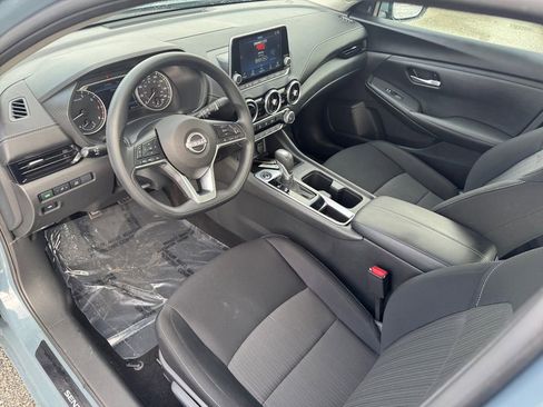 Used 2024 Nissan Sentra SV image 13