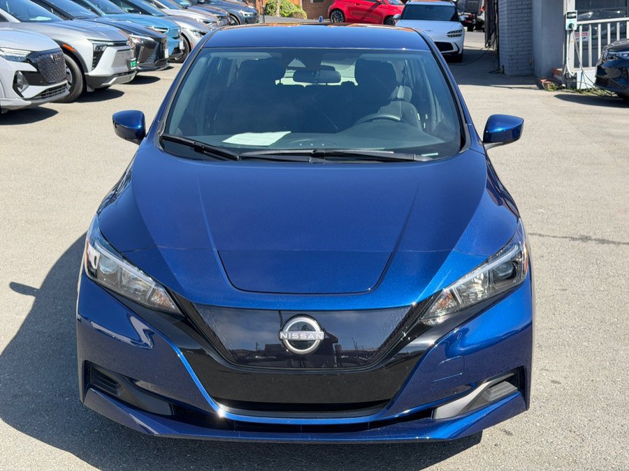 Used 2025 Nissan Leaf S FWD image 2