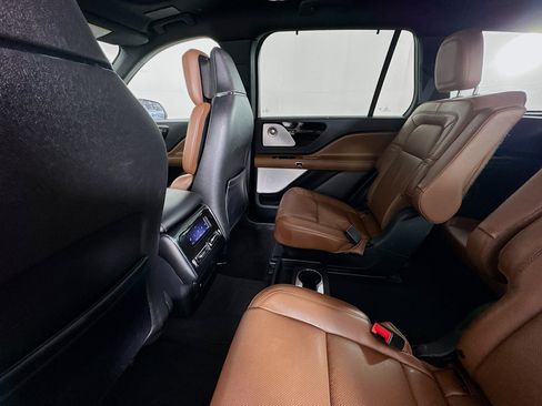 Used 2023 Lincoln Aviator Grand Touring w/ Equipment Group 301A AWD/4WD image 42