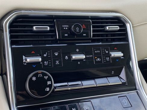 New 2026 Nissan Armada Platinum image 25