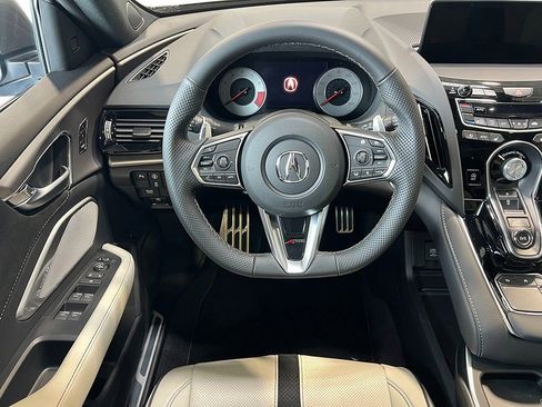 Used 2025 Acura RDX A-Spec image 18