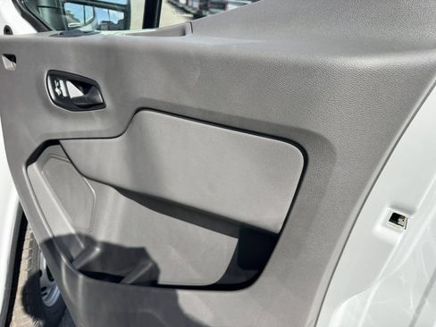 New 2026 Ford Transit 250 148 Medium Roof w/ Load Area Protection Package RWD image 11