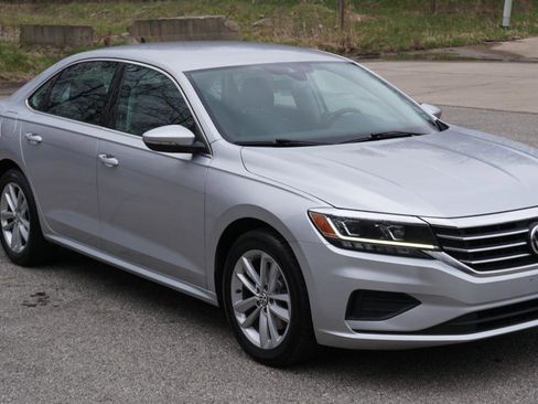 Used 2020 Volkswagen Passat 2.0T SE FWD image 7