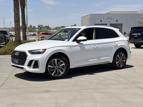 Used 2024 Audi Q5 2.0T Premium Plus AWD/4WD image 2