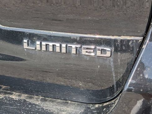 Used 2022 Jeep Grand Cherokee L Limited AWD/4WD image 34