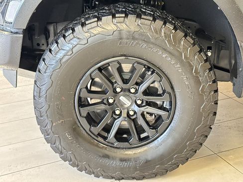 Used 2024 Ford F150 Raptor image 26