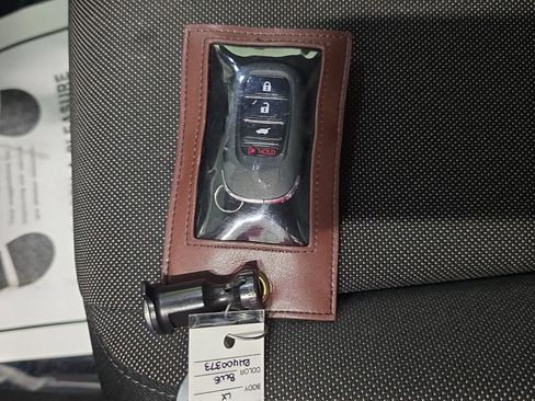 Used 2024 Honda CR-V LX image 36