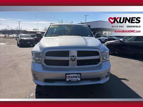 Used 2018 RAM 1500 Express image 11