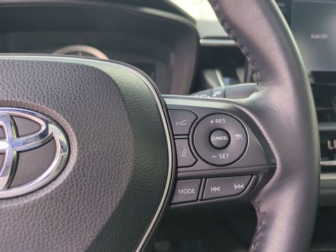 Used 2022 Toyota Corolla SE FWD image 28