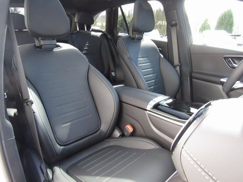 New 2025 Mercedes-Benz GLC 300 4MATIC image 20