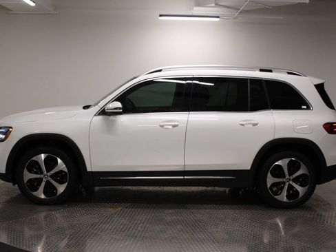Certified 2026 Mercedes-Benz GLB 250 4MATIC image 2