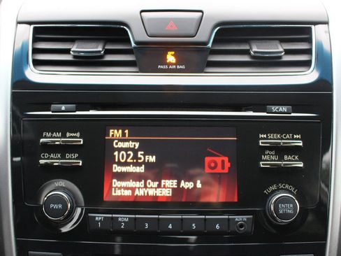 Used 2013 Nissan Altima 2.5 SV FWD image 23
