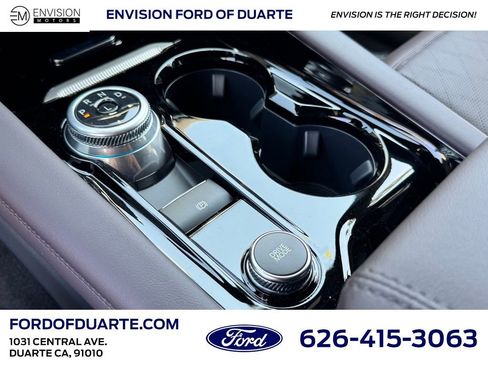 New 2025 Ford Explorer Platinum image 24