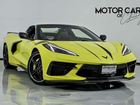 Used 2021 Chevrolet Corvette Stingray Premium Conv w/ Z51 Performance Package image 1