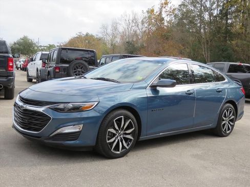 Used 2025 Chevrolet Malibu RS w/ LPO, Floor Liner Package image 3