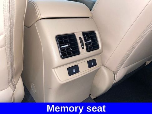 Used 2017 Subaru Outback 2.5i Limited image 15