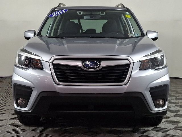Used 2021 Subaru Forester Premium AWD/4WD image 5