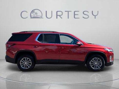 Used 2023 Chevrolet Traverse LT FWD image 8