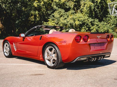 Used 2006 Chevrolet Corvette 3LT Convertible w/ Preferred Equipment Group image 16