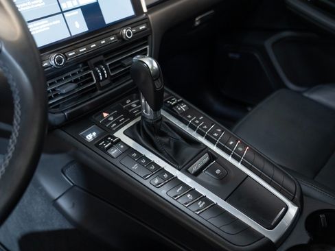 Used 2020 Porsche Macan S AWD/4WD image 22