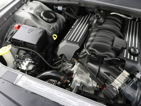 Used 2018 Dodge Challenger SRT w/ Technology Group image 19