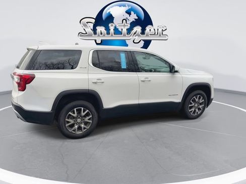 Used 2023 GMC Acadia SLE image 10
