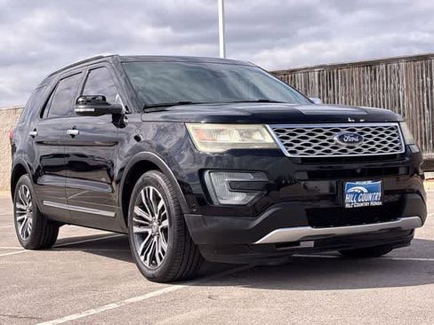 Used 2016 Ford Explorer Platinum AWD/4WD image 18