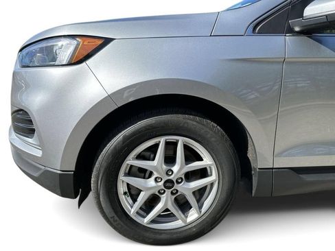 Used 2024 Ford Edge SEL AWD/4WD image 18