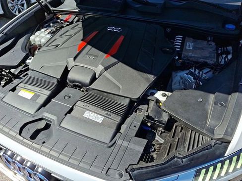 Used 2023 Audi SQ8 Prestige w/ Prestige Package image 29