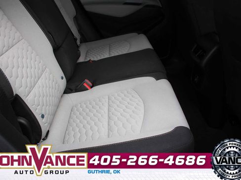 Used 2020 Chevrolet Equinox LT w/ Driver Convenience Package image 20