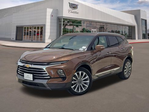 Used 2024 Chevrolet Blazer Premier w/ Enhanced Convenience Package AWD/4WD image 1
