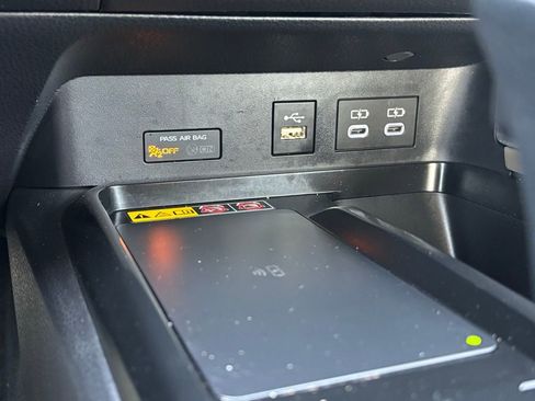 Certified 2025 Toyota Camry SE image 22