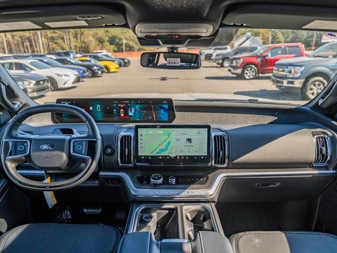 New 2025 Ford Expedition Platinum w/ Stealth Appearance Package image 20