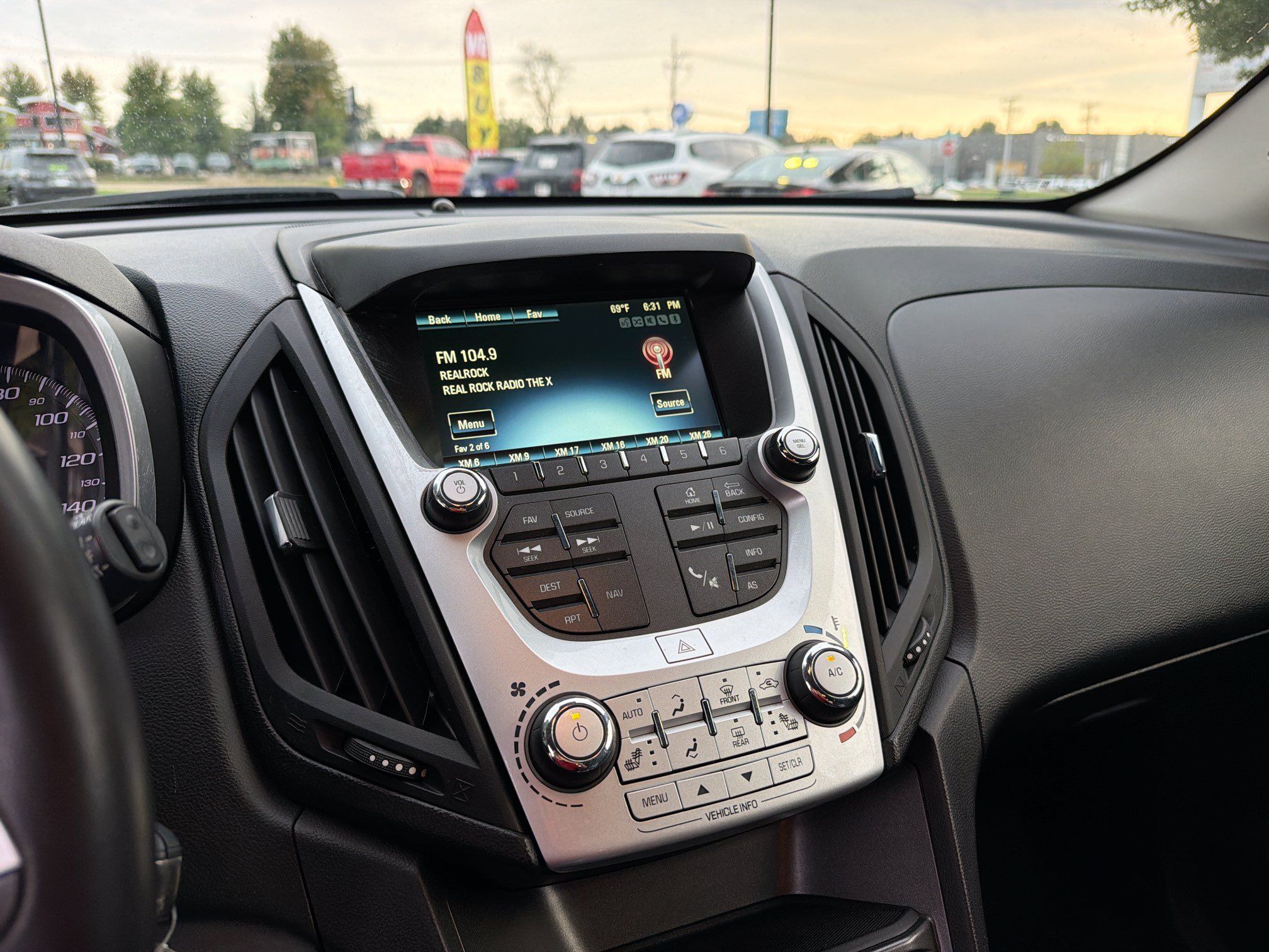 Used 2016 Chevrolet Equinox LT w/ Convenience Package AWD/4WD image 15