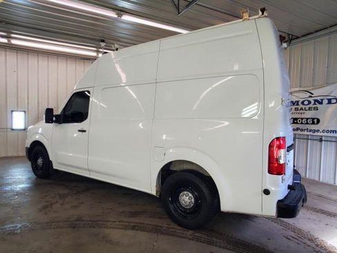 Used 2015 Nissan NV 2500 SV w/ Side & Curtain Airbag Package RWD image 4