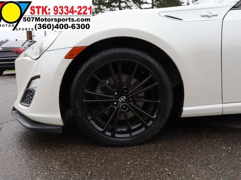 Used 2013 Scion FR-S RWD image 22