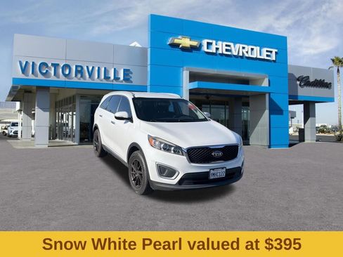 Used 2017 Kia Sorento LX FWD image 3