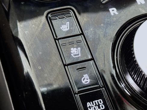 Used 2023 Kia Niro Wave w/ Wave Preserve Package image 5