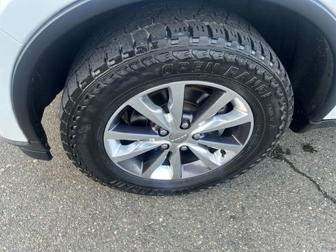 Used 2016 Dodge Durango Limited w/ Nav & Power Liftgate Group image 10