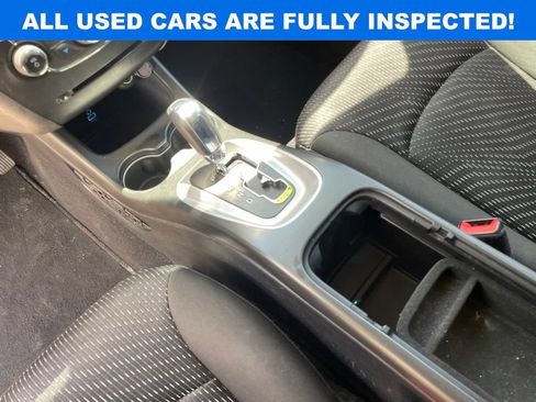 Used 2018 Dodge Journey SE FWD image 9