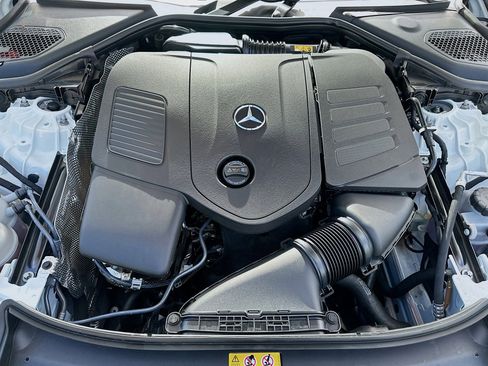 Used 2024 Mercedes-Benz E 350 4MATIC Sedan image 37